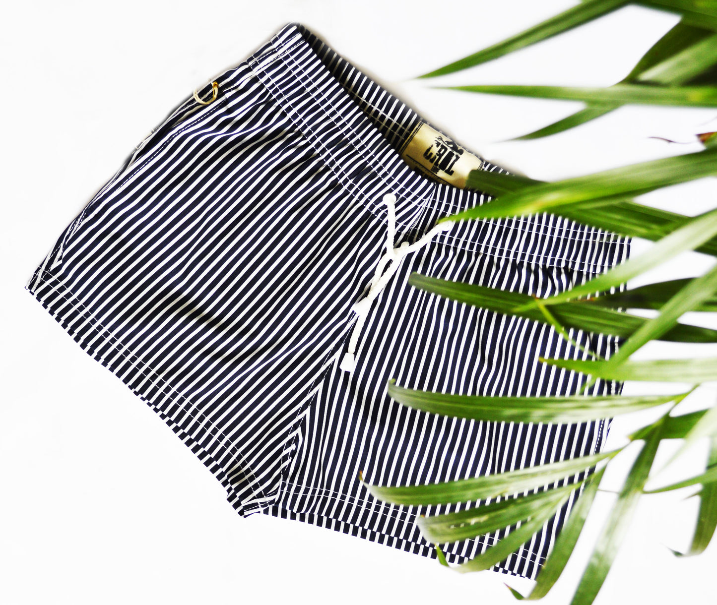 Pantaloneta playera de Líneas Negras Verticales 1.0